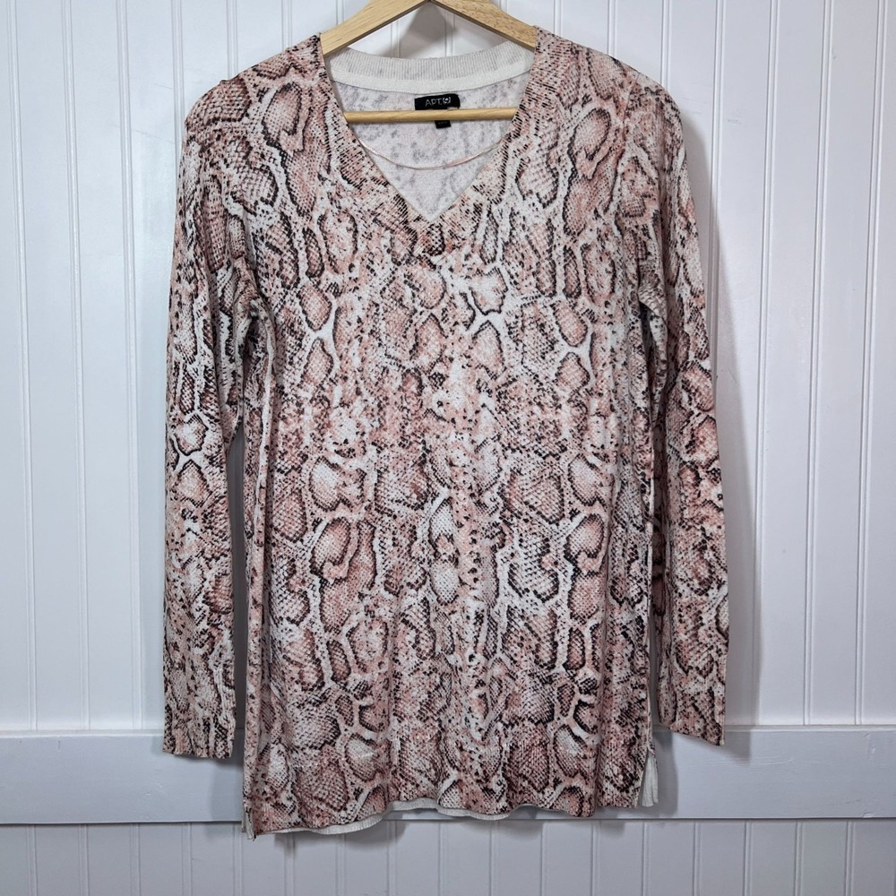 Apt. 9 Sweater Coquette Feminine Snakeskin VNeck Long Sleeve Light Knit Pullover